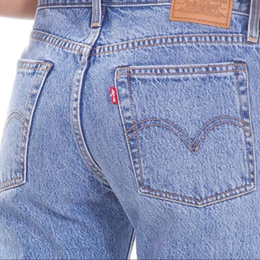 •LAST PAIR* Levi’s Wedgie hi waisted VTG inspired frayed jeans NWT SZ 30/SZ 10 - Picture 9 of 15